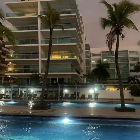 Apto panoramico Morros 922 con salida directa a la playa Apartamento Cartagena