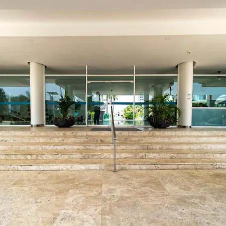 Apto panoramico Morros 922 con salida directa a la playa Apartamento *