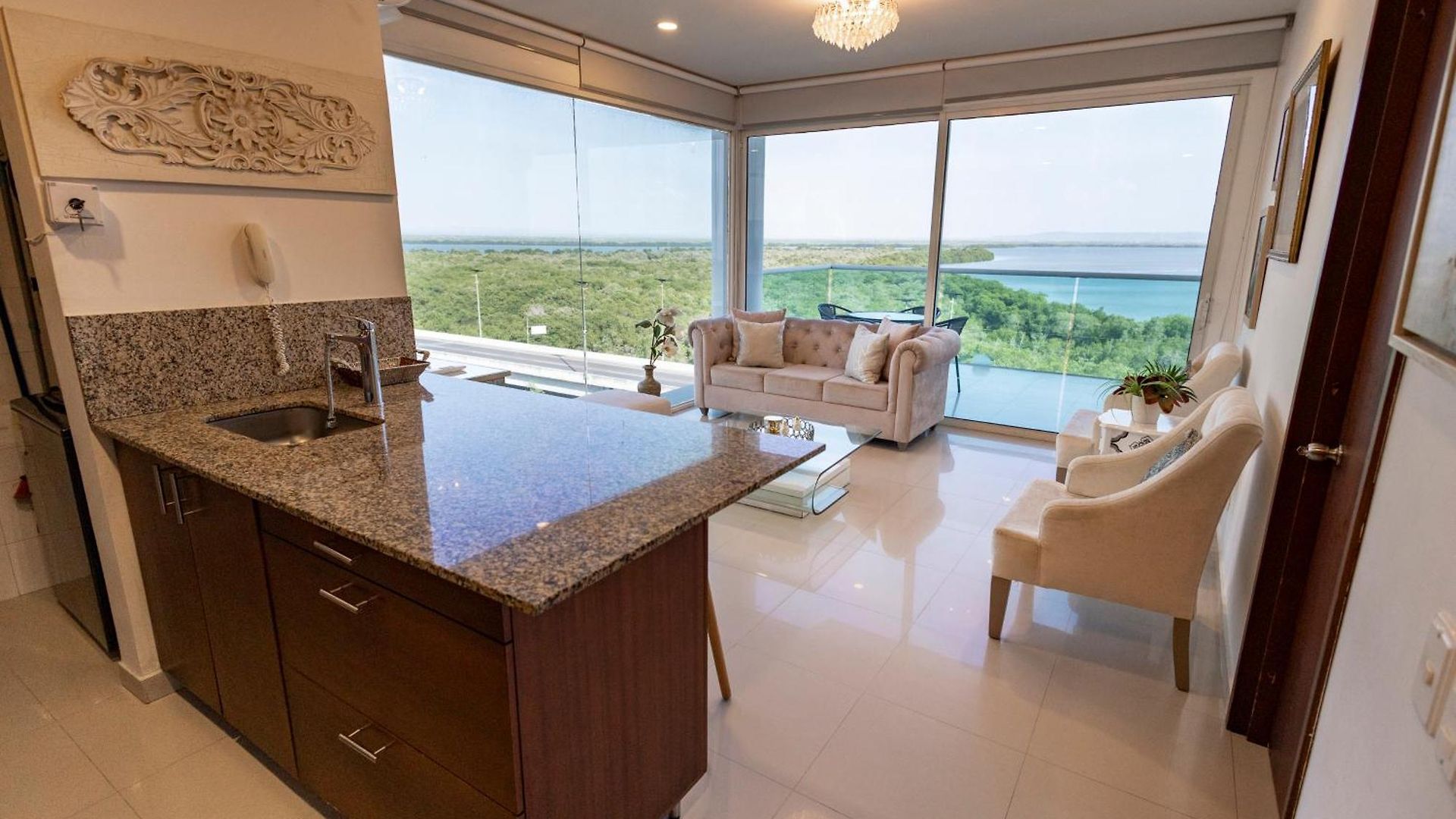 Apto Panoramico Morros 922 Con Salida Directa A La Playa Apartamento