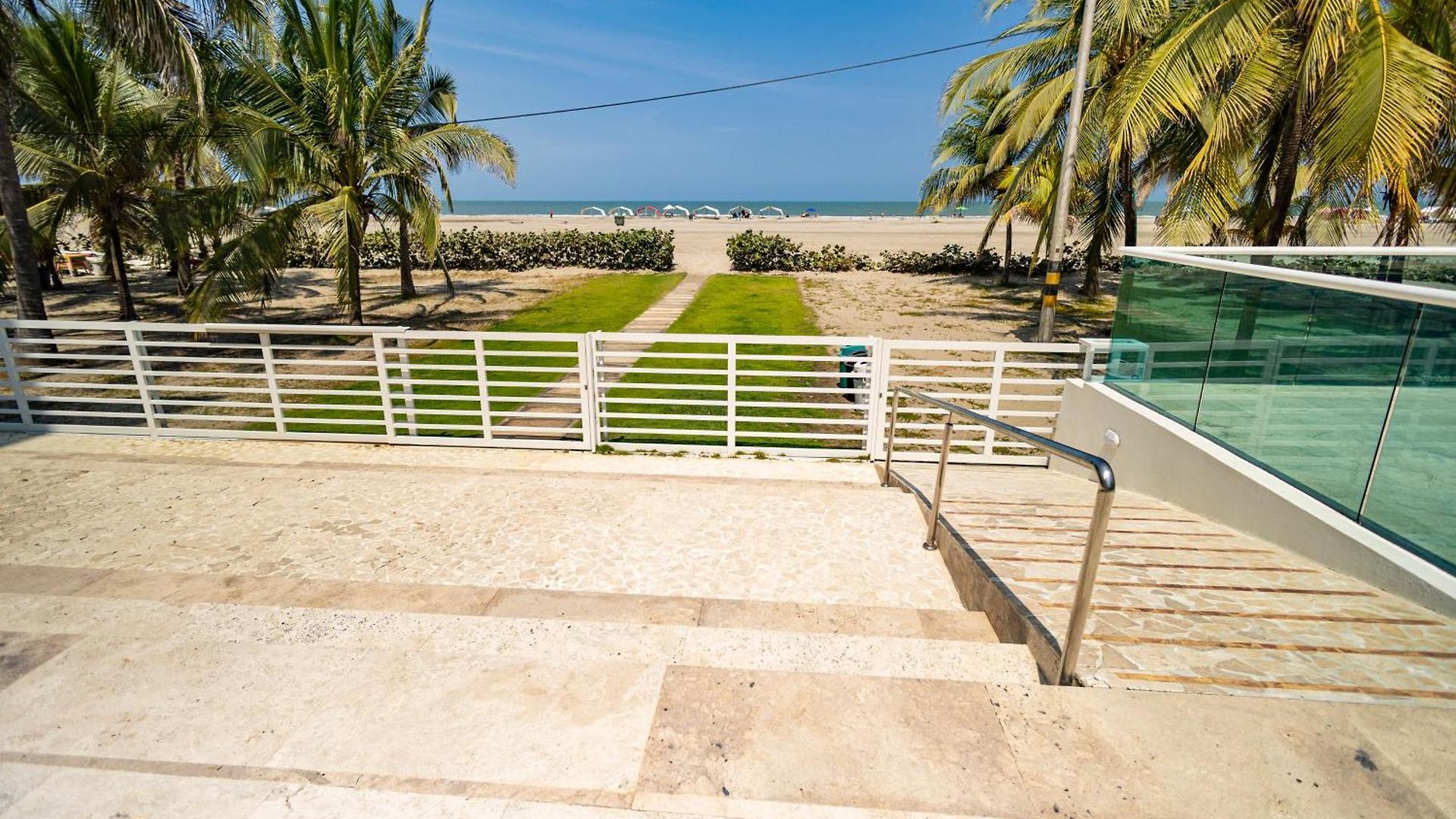 Apto Panoramico Morros 922 Con Salida Directa A La Playa *