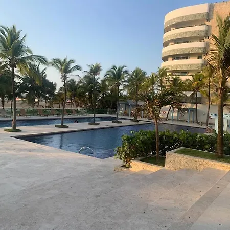 Apto panoramico Morros 922 con salida directa a la playa