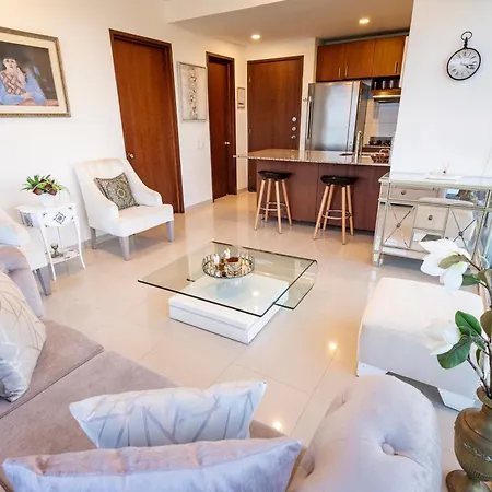 Apto panoramico Morros 922 con salida directa a la playa Apartamento