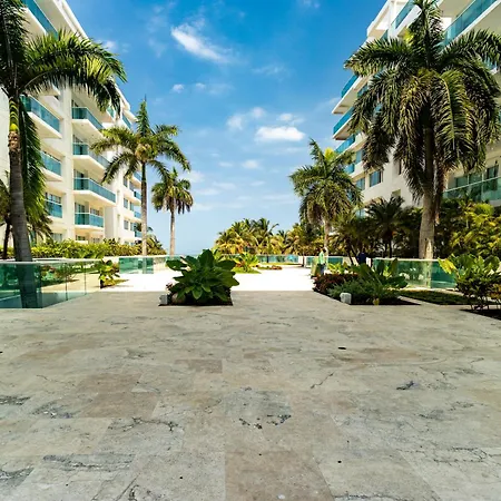 Apto panoramico Morros 922 con salida directa a la playa Apartamento